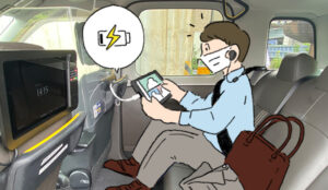 日本交通のタクシー全車に、iPhone、Androidどちらにも対応できる充電用端末を搭載しています。スマホ充電できるLightningケーブル、type-Cケーブル、そして2.1A出力のポートもあるのでタブレットの充電もバッチリです！